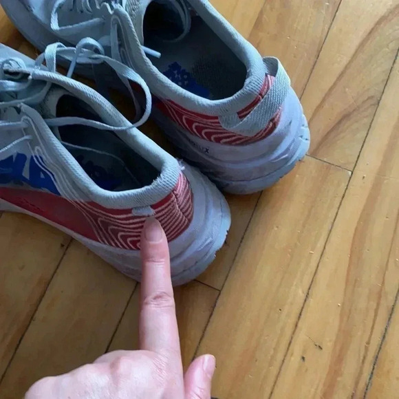 Hoka sneakers - Picture 4 of 13